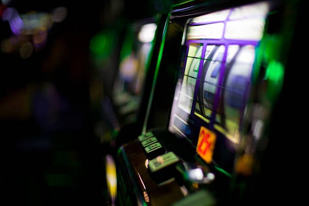 momoslot Casino and sports in one route